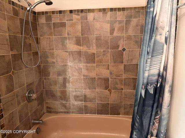 1601 Toyon Way, Kenai, AK 99611