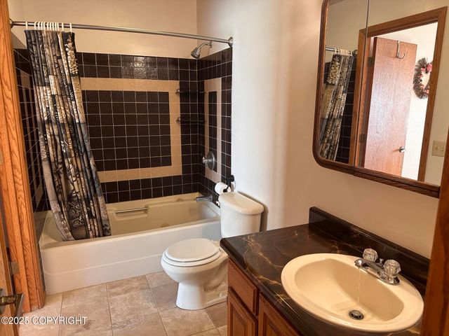1601 Toyon Way, Kenai, AK 99611