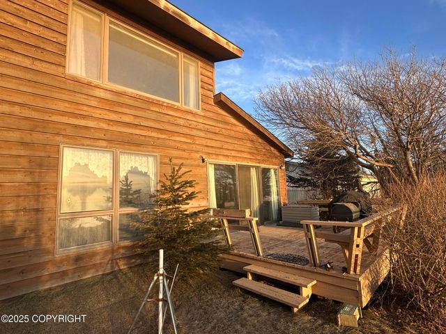 1601 Toyon Way, Kenai, AK 99611