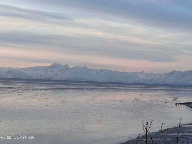 1601 Toyon Way, Kenai, AK 99611