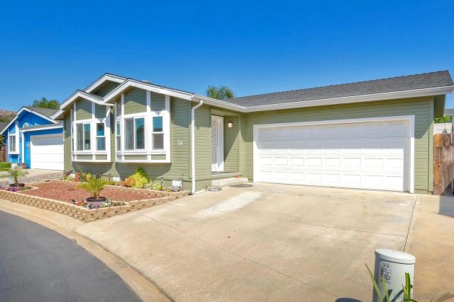 15935 Spring Oaks Rd SPC 34, El Cajon, CA 92021
