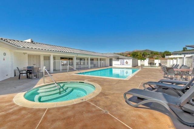 15935 Spring Oaks Rd SPC 34, El Cajon, CA 92021