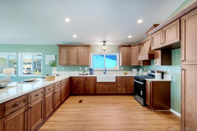 15935 Spring Oaks Rd SPC 34, El Cajon, CA 92021