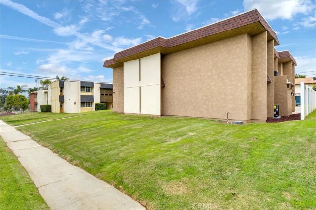 11119 Poplar Street D, Loma Linda, CA 92354