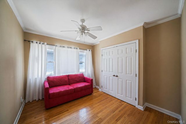 558 E Walnut Street, Long Beach, NY 11561
