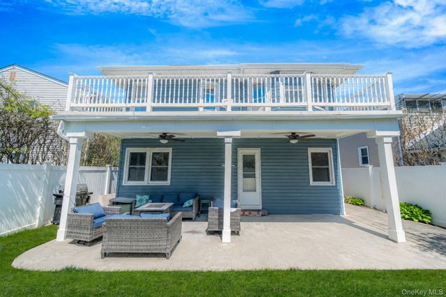 558 E Walnut Street, Long Beach, NY 11561
