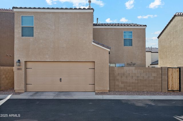 8215 W ALBENIZ Place, Phoenix, AZ 85043