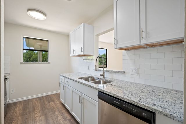 17235 Lake Ray Hubbard Drive, Forney, TX 75126