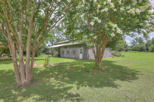 1110 Sequoya Trl, Columbia, TN 38401