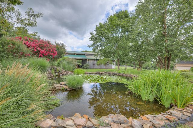 1110 Sequoya Trl, Columbia, TN 38401