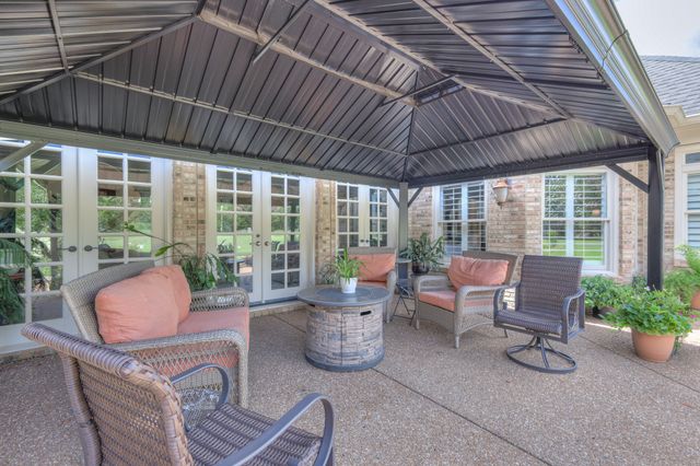 1110 Sequoya Trl, Columbia, TN 38401
