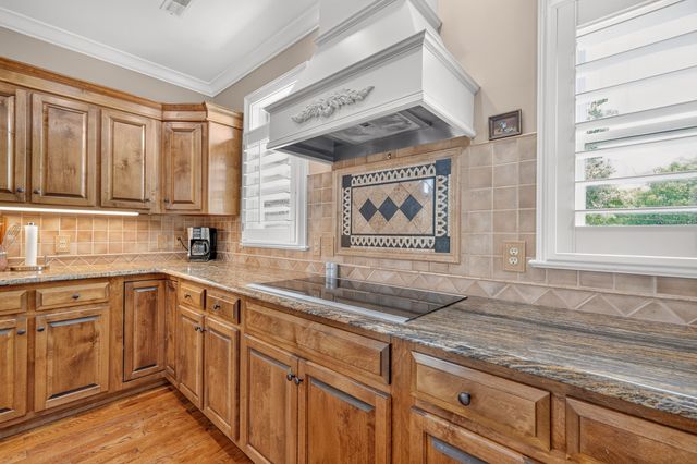 1110 Sequoya Trl, Columbia, TN 38401