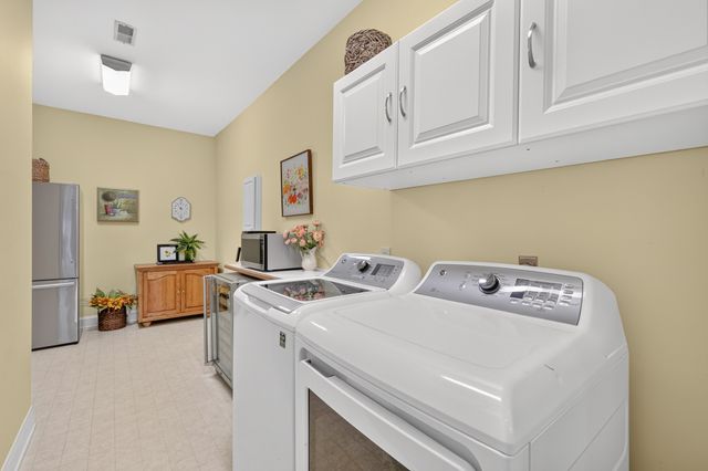 1110 Sequoya Trl, Columbia, TN 38401