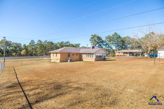 701 S GA 87 Highway, Cochran, GA 31014