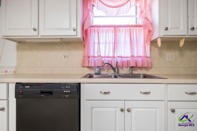 701 S GA 87 Highway, Cochran, GA 31014