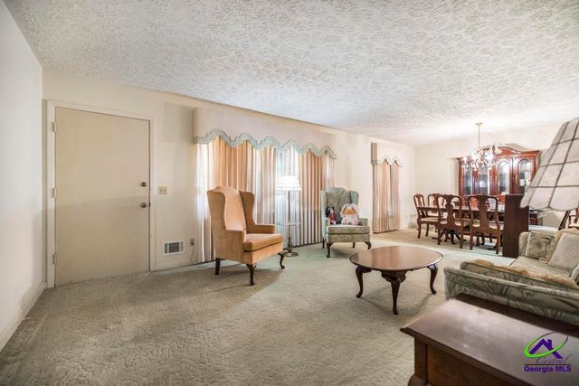 701 S GA 87 Highway, Cochran, GA 31014