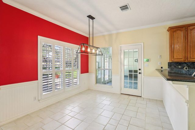 30 Wind River Drive, Conroe, TX 77384