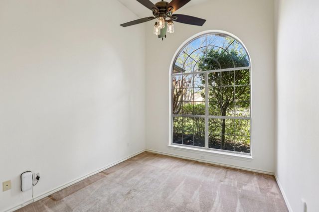 30 Wind River Drive, Conroe, TX 77384