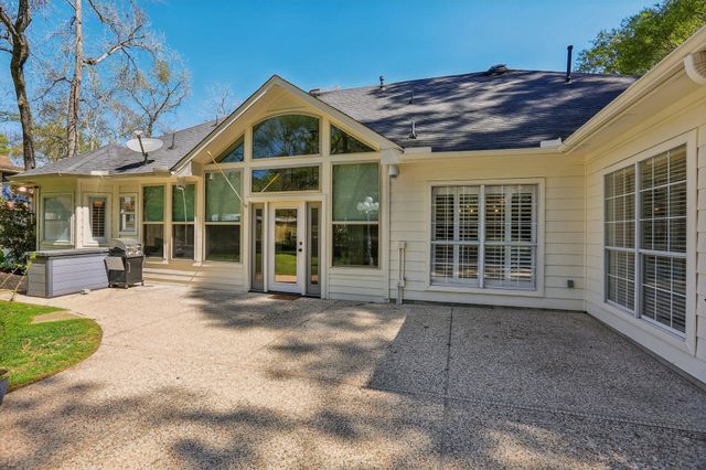 30 Wind River Drive, Conroe, TX 77384