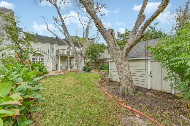 6010 Lake Street, West University Place, TX 77005