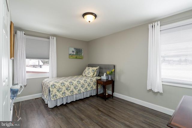 29 PLUMTREE LN, Willingboro, NJ 08046