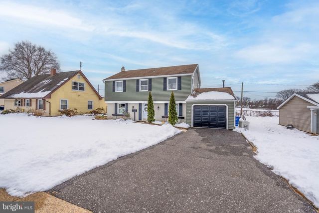 29 PLUMTREE LN, Willingboro, NJ 08046