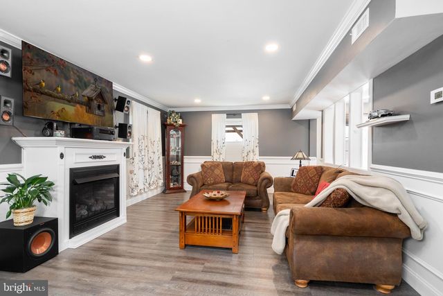 29 PLUMTREE LN, Willingboro, NJ 08046