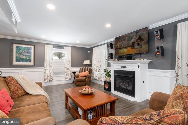 29 PLUMTREE LN, Willingboro, NJ 08046