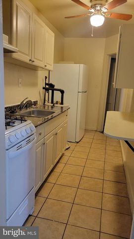 2809 GAINESVILLE ST SE, Washington, DC 20020