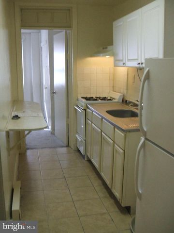 2809 GAINESVILLE ST SE, Washington, DC 20020
