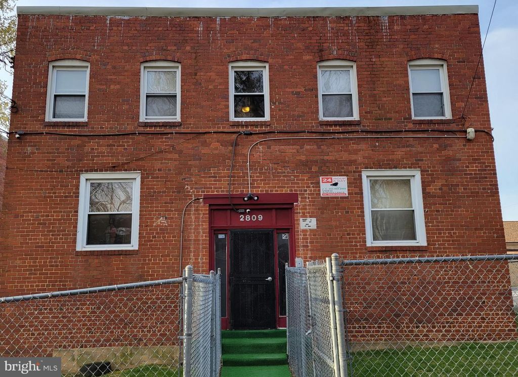 2809 GAINESVILLE ST SE, Washington, DC 20020