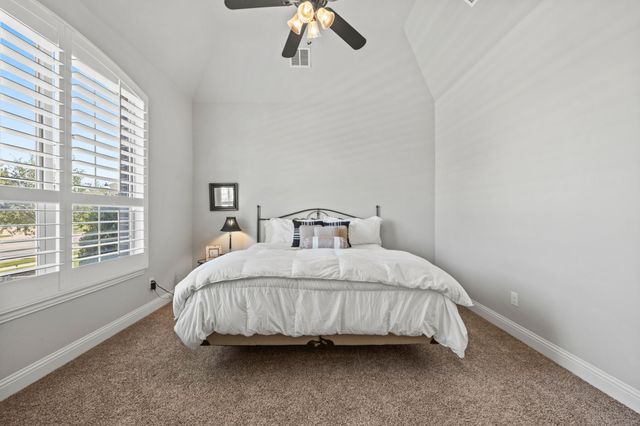 305 Toulouse Lane, Heath, TX 75032