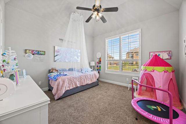 305 Toulouse Lane, Heath, TX 75032