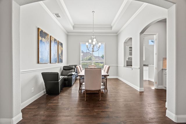 305 Toulouse Lane, Heath, TX 75032