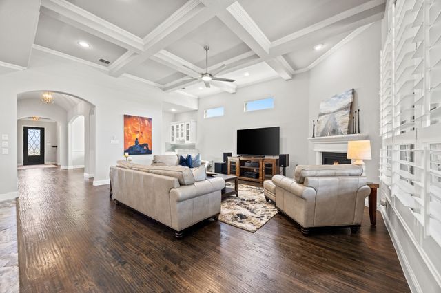 305 Toulouse Lane, Heath, TX 75032