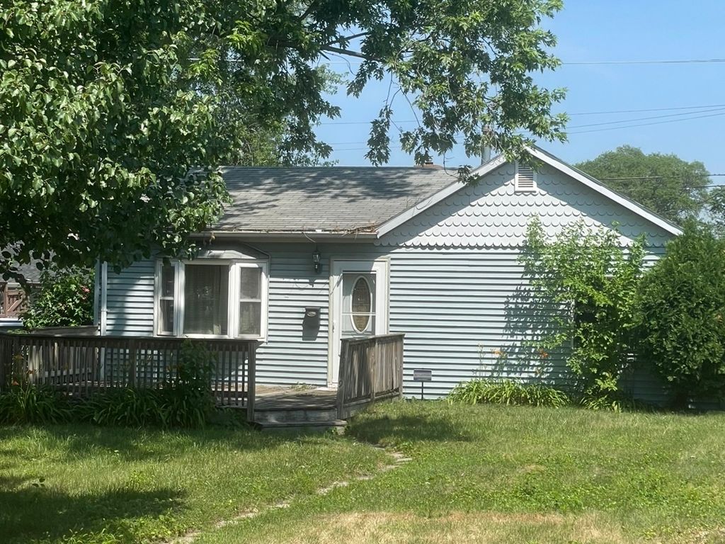 18019 Lorenz Avenue, Lansing, IL 60438