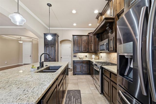 1832 Buckskin Court, Blanchard, OK 73010