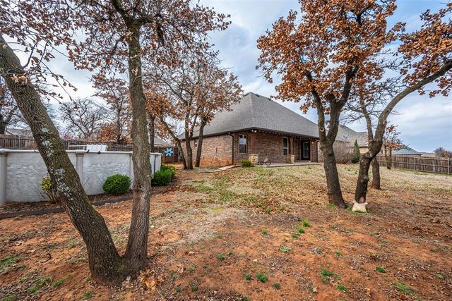 1832 Buckskin Court, Blanchard, OK 73010