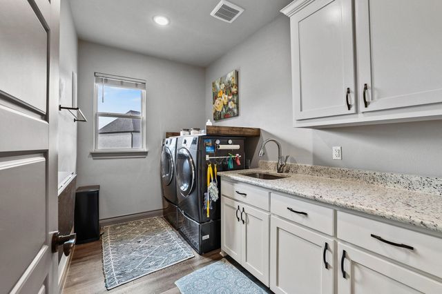 1605 Covered Bridge Court, Gunter, TX 75058