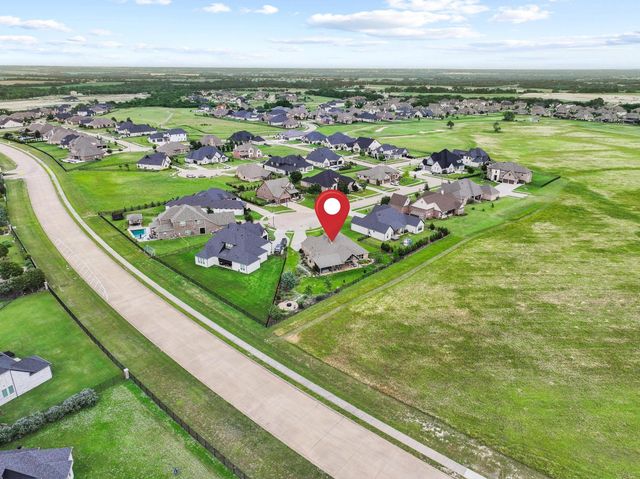 1605 Covered Bridge Court, Gunter, TX 75058