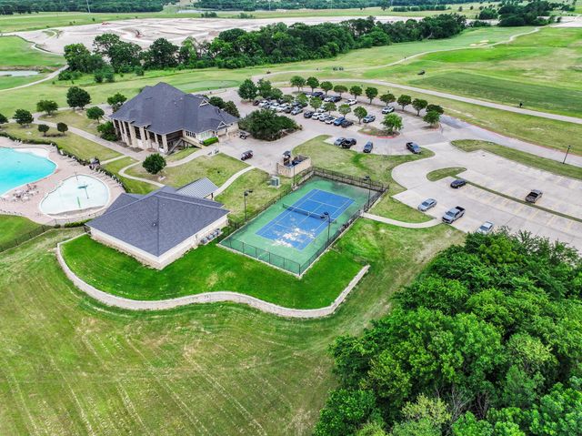 1605 Covered Bridge Court, Gunter, TX 75058