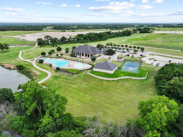 1605 Covered Bridge Court, Gunter, TX 75058