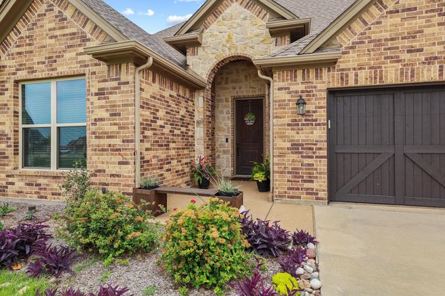 1605 Covered Bridge Court, Gunter, TX 75058