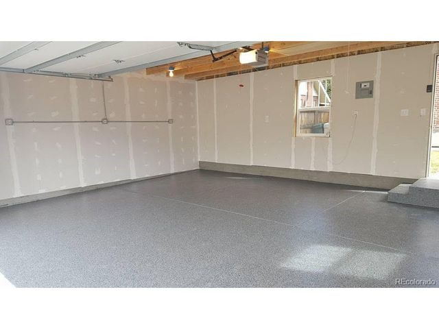 2245 Holly St, Denver, CO 80207
