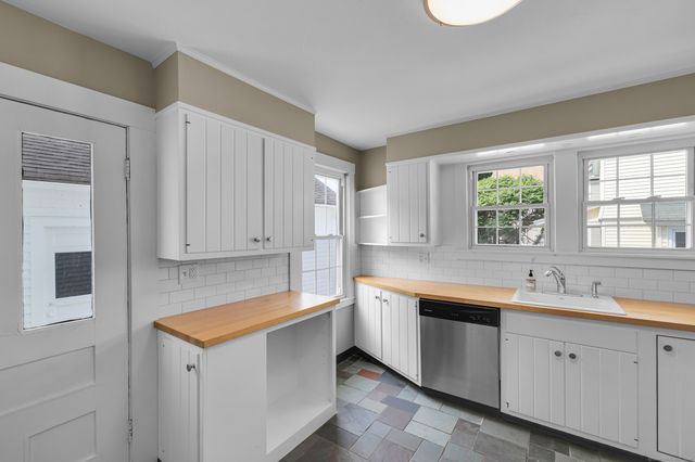 1070 Enfield Street, Enfield, CT 06082
