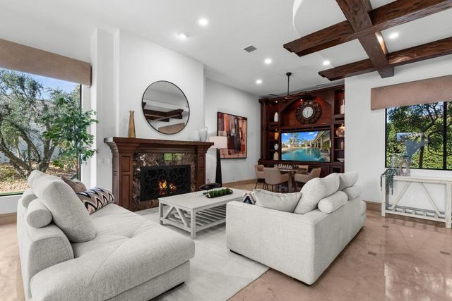 57945 S Valley Lane, La Quinta, CA 92253