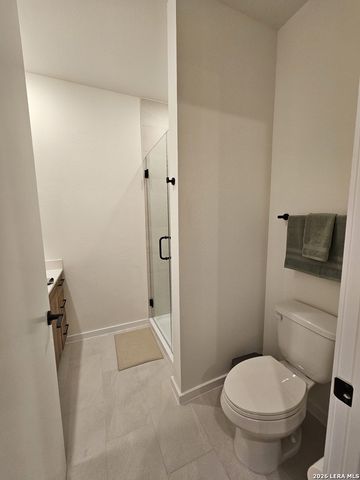 719 E Locust St Unit 3111, San Antonio, TX 78212