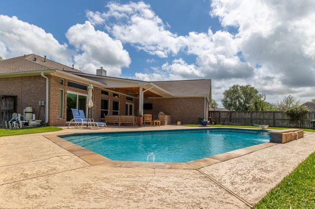 4423 Weston Drive, Fulshear, TX 77441