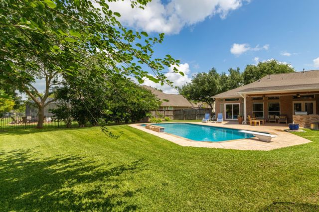 4423 Weston Drive, Fulshear, TX 77441