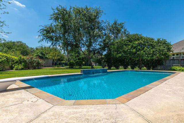 4423 Weston Drive, Fulshear, TX 77441